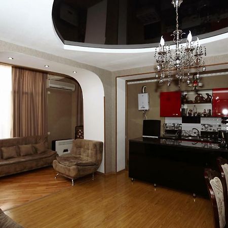 Lela Apartments Tbilisi Esterno foto