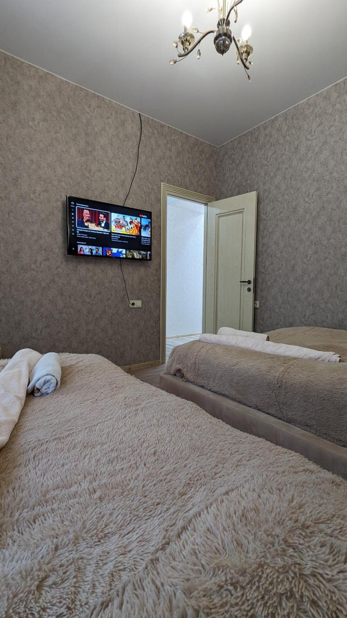 Lela Apartments Tbilisi Esterno foto