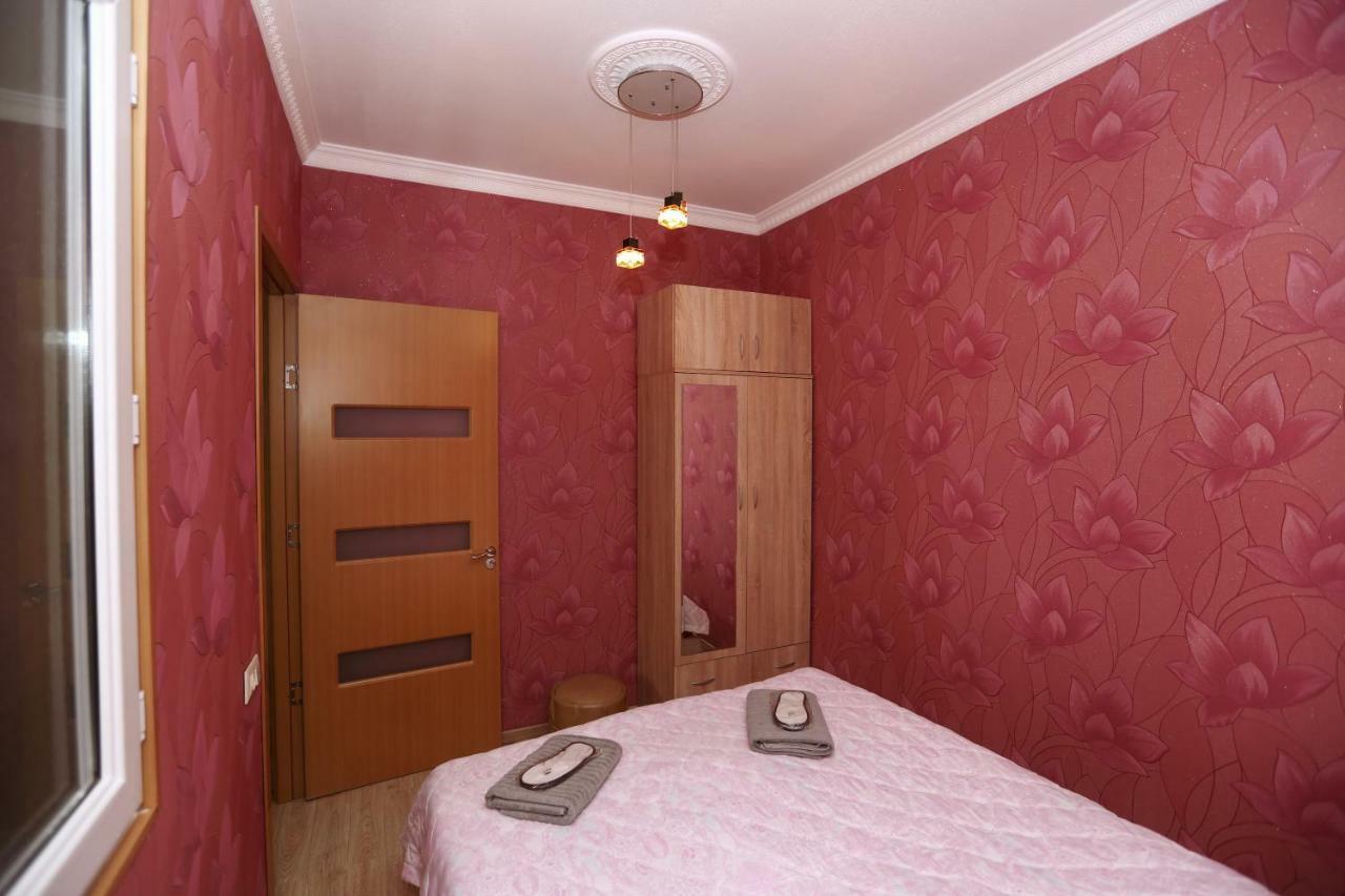 Lela Apartments Tbilisi Esterno foto
